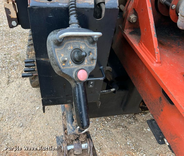 image for item LI9724 2013 Ditch Witch JT25  directional boring unit