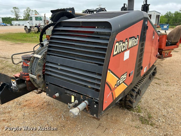 image for item LI9724 2013 Ditch Witch JT25  directional boring unit