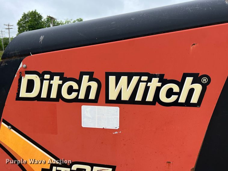 image for item LI9724 2013 Ditch Witch JT25  directional boring unit