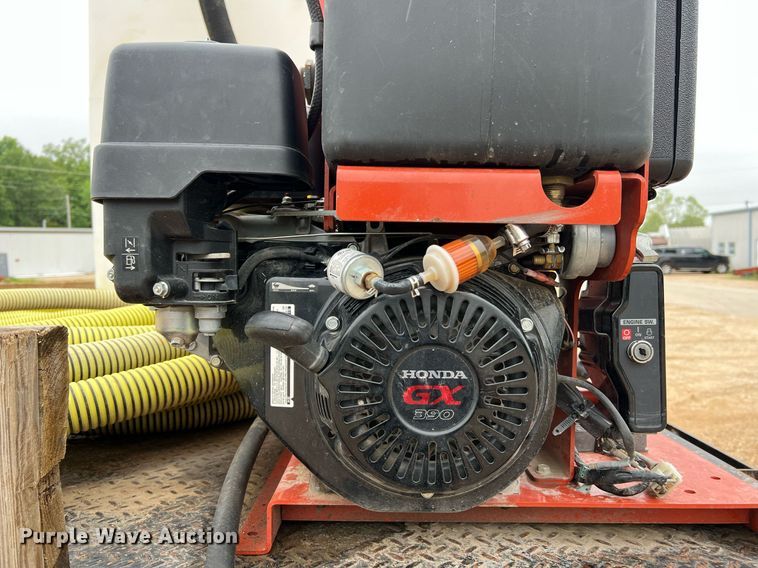 image for item LI9725 2008 Sterling Acterra  flatbed truck with fluid mixing system