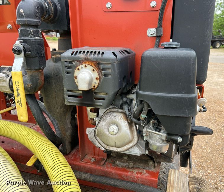 image for item LI9725 2008 Sterling Acterra  flatbed truck with fluid mixing system