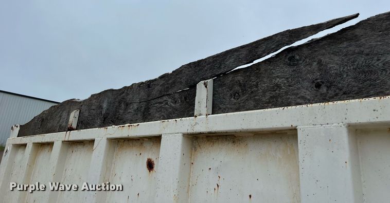 image for item LI9726 1991 Ford L8000  dump truck