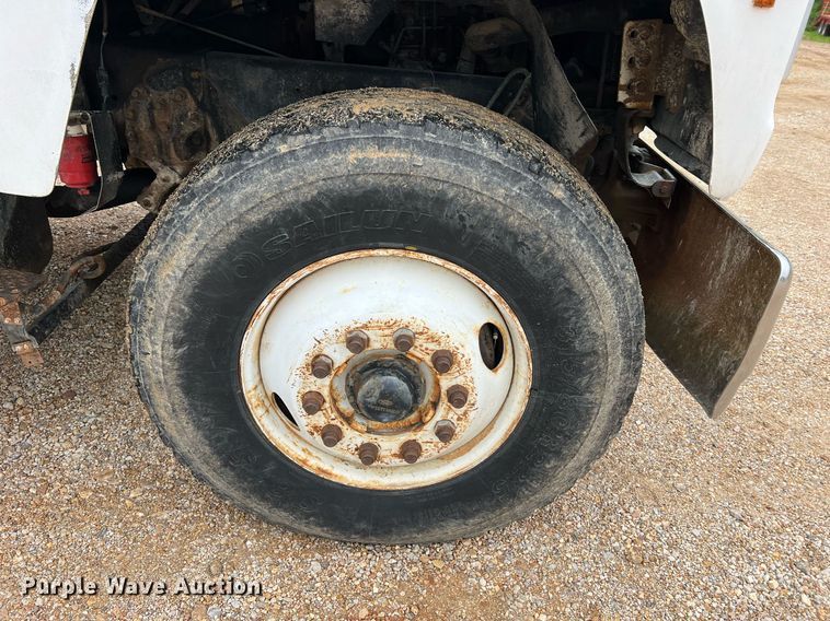 image for item LI9726 1991 Ford L8000  dump truck