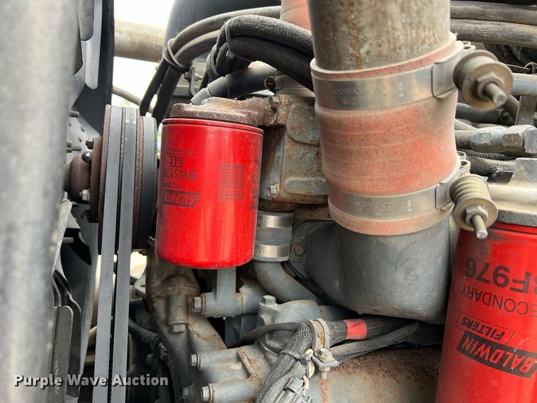 image for item LI9727 1994 Mack CH613  semi truck