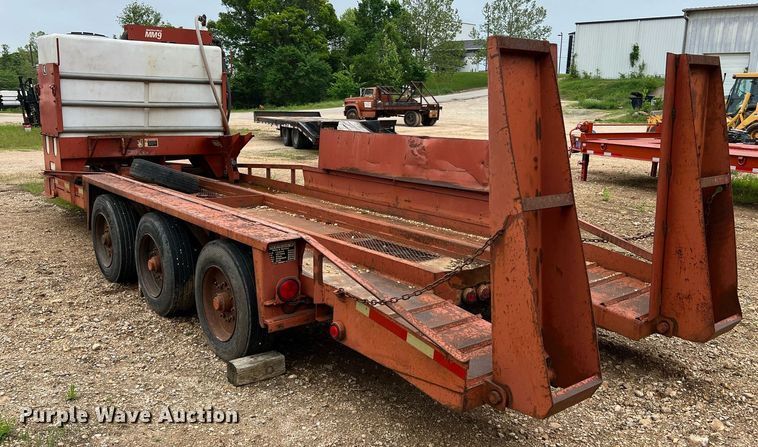 image for item LI9728 1999 Belshe T-18  equipment trailer