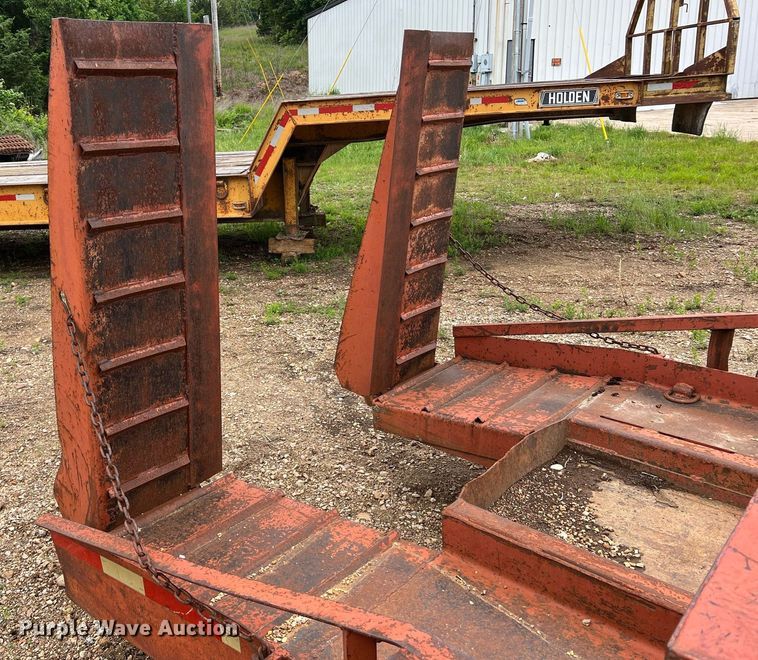 image for item LI9728 1999 Belshe T-18  equipment trailer