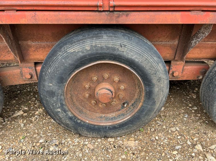 image for item LI9728 1999 Belshe T-18  equipment trailer