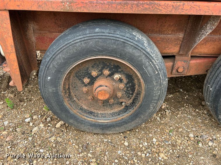 image for item LI9728 1999 Belshe T-18  equipment trailer