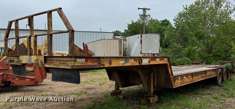 image for item LI9729 1990 Holden HLB43350  drop deck equipment trailer