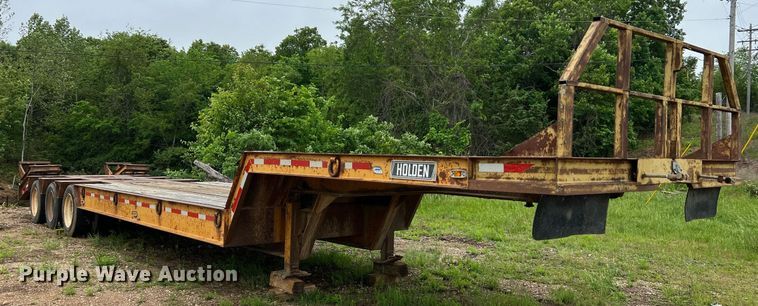 image for item LI9729 1990 Holden HLB43350  drop deck equipment trailer