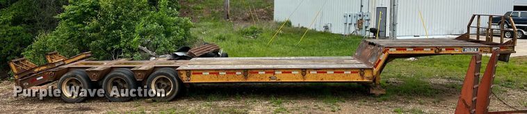 image for item LI9729 1990 Holden HLB43350  drop deck equipment trailer