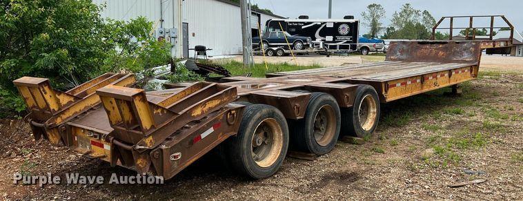 image for item LI9729 1990 Holden HLB43350  drop deck equipment trailer