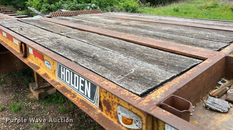 image for item LI9729 1990 Holden HLB43350  drop deck equipment trailer