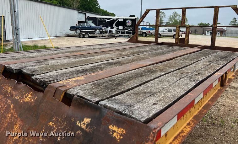 image for item LI9729 1990 Holden HLB43350  drop deck equipment trailer