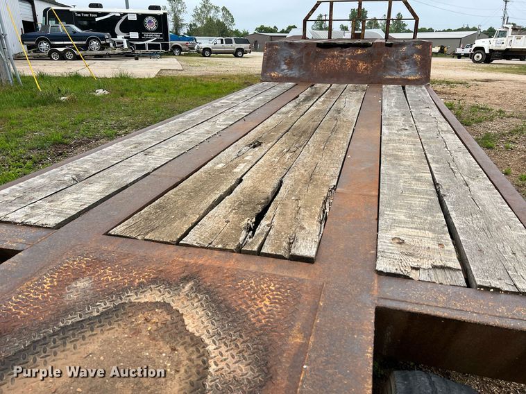 image for item LI9729 1990 Holden HLB43350  drop deck equipment trailer