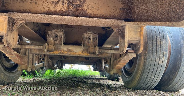 image for item LI9729 1990 Holden HLB43350  drop deck equipment trailer