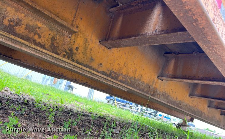 image for item LI9729 1990 Holden HLB43350  drop deck equipment trailer