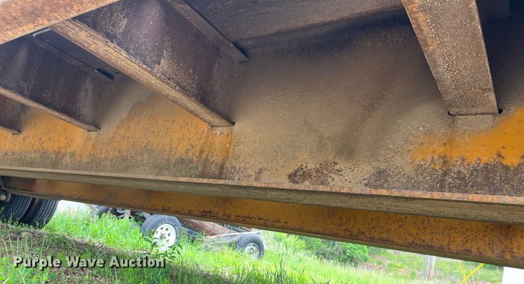 image for item LI9729 1990 Holden HLB43350  drop deck equipment trailer