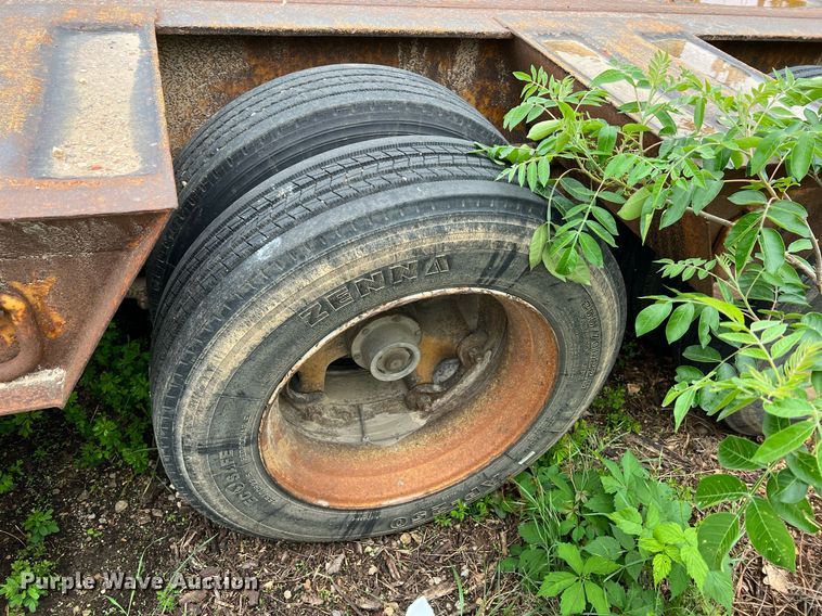 image for item LI9729 1990 Holden HLB43350  drop deck equipment trailer