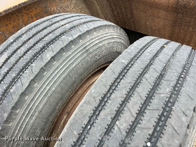 image for item LI9729 1990 Holden HLB43350  drop deck equipment trailer