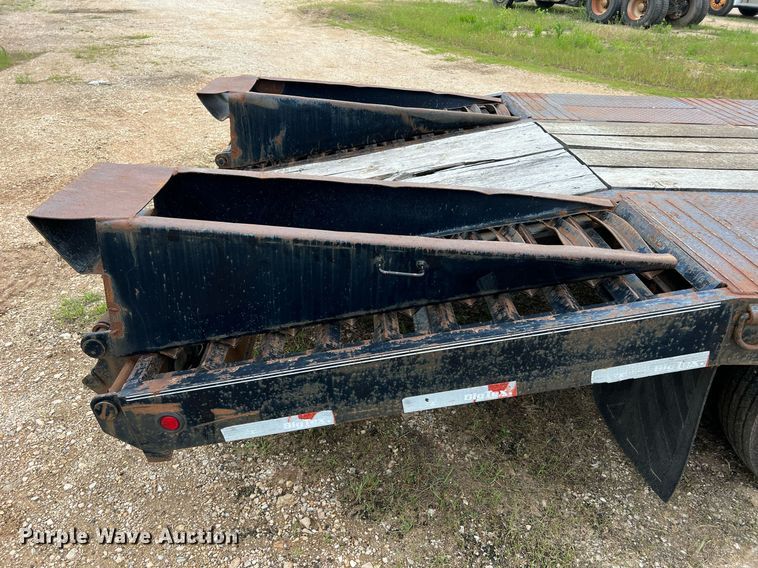 image for item LI9730 2008 Big Tex 20ED  equipment trailer
