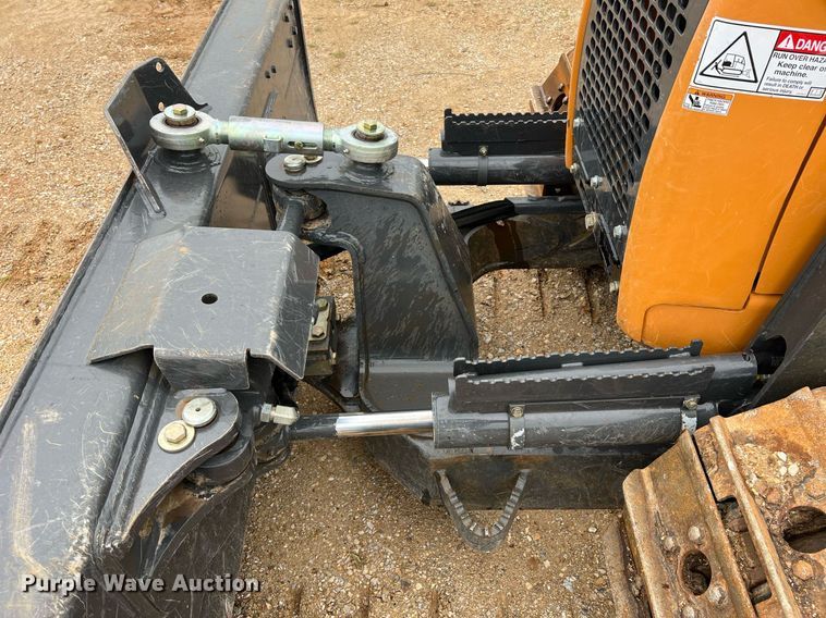 image for item LI9732 2020 Case 650M LT  dozer