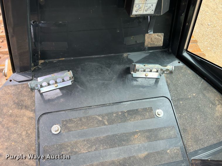 image for item LI9732 2020 Case 650M LT  dozer