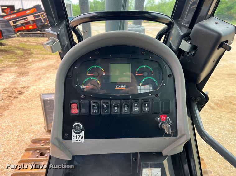 image for item LI9732 2020 Case 650M LT  dozer