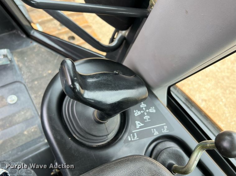 image for item LI9732 2020 Case 650M LT  dozer