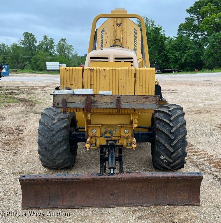 image for item LI9733 2006 Vermeer RT1250  rock saw