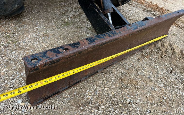 image for item LI9733 2006 Vermeer RT1250  rock saw