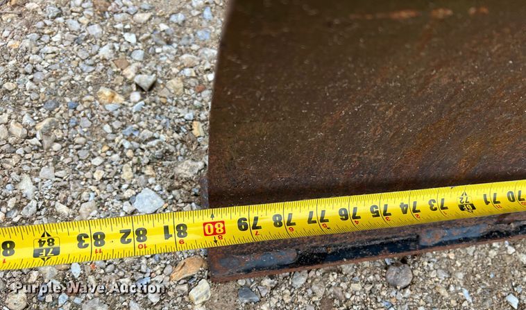 image for item LI9733 2006 Vermeer RT1250  rock saw