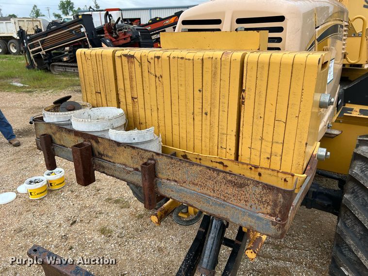 image for item LI9733 2006 Vermeer RT1250  rock saw