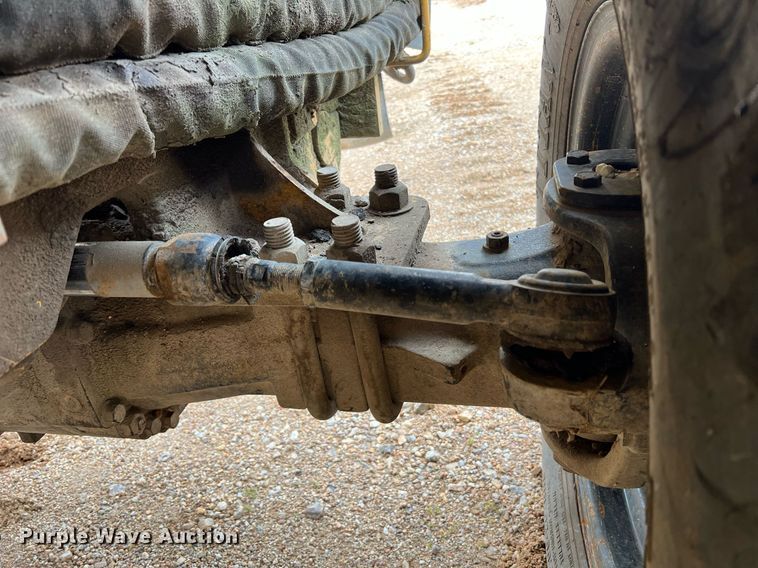 image for item LI9733 2006 Vermeer RT1250  rock saw