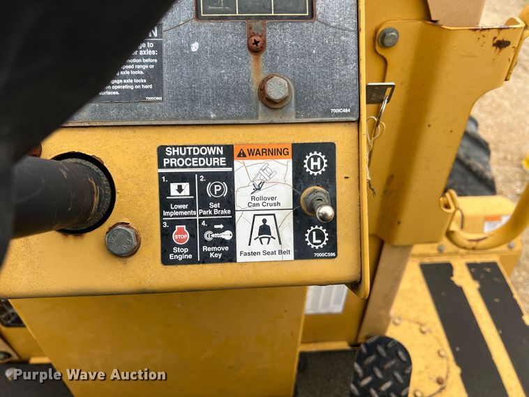 image for item LI9733 2006 Vermeer RT1250  rock saw