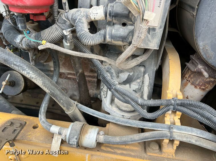 image for item LI9733 2006 Vermeer RT1250  rock saw