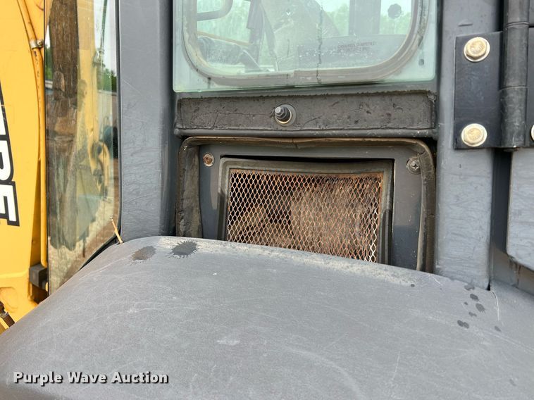 image for item LI9734 2006 John Deere 310SG  backhoe