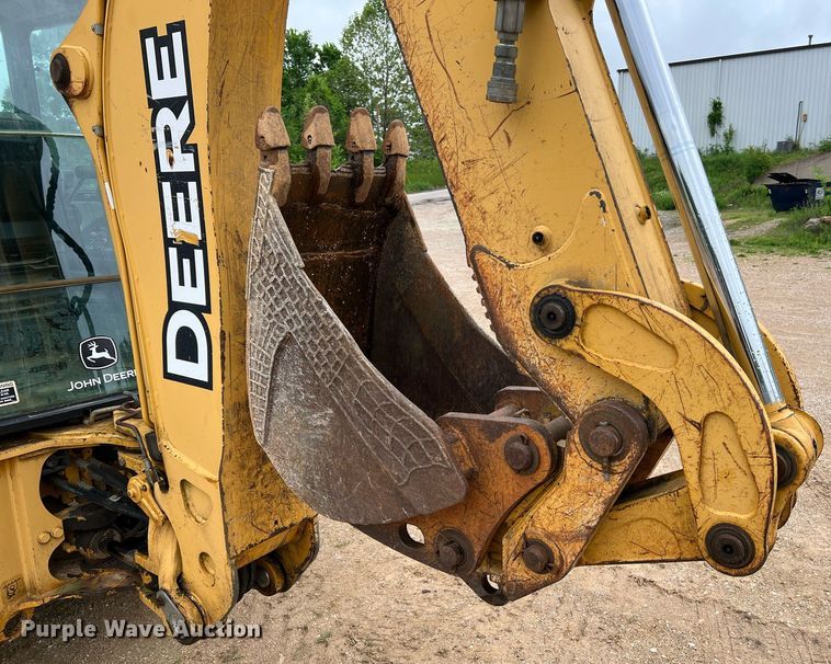 image for item LI9734 2006 John Deere 310SG  backhoe