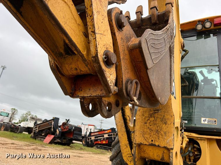 image for item LI9734 2006 John Deere 310SG  backhoe