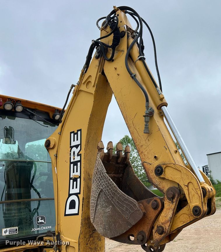 image for item LI9734 2006 John Deere 310SG  backhoe
