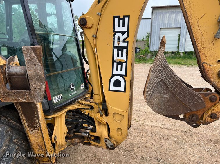 image for item LI9734 2006 John Deere 310SG  backhoe