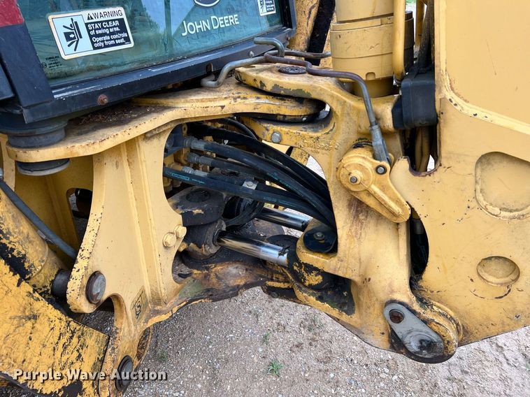 image for item LI9734 2006 John Deere 310SG  backhoe