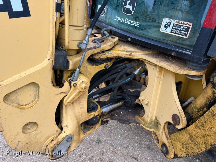 image for item LI9734 2006 John Deere 310SG  backhoe