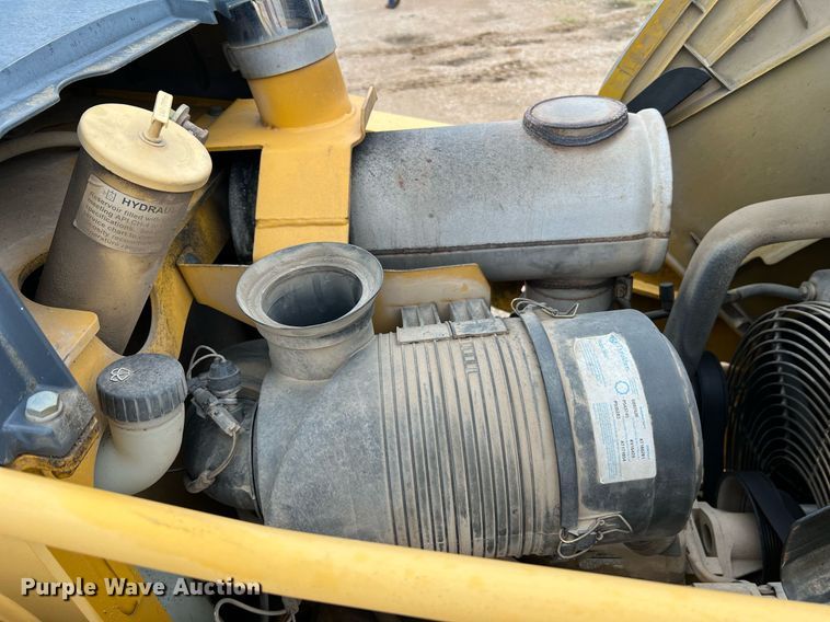 image for item LI9734 2006 John Deere 310SG  backhoe