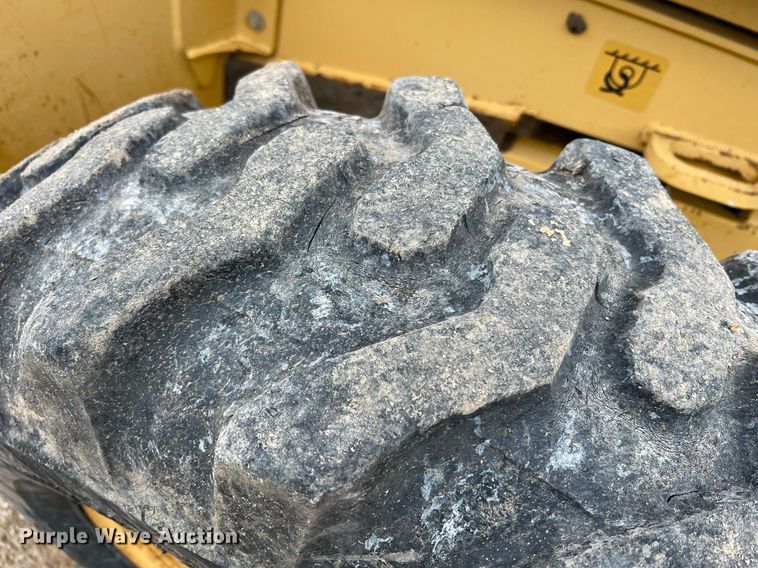 image for item LI9734 2006 John Deere 310SG  backhoe