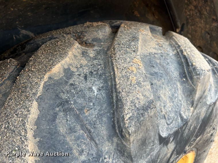 image for item LI9734 2006 John Deere 310SG  backhoe