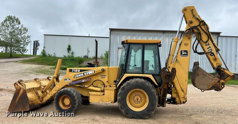 image for item LI9735 1996 John Deere 710D  backhoe