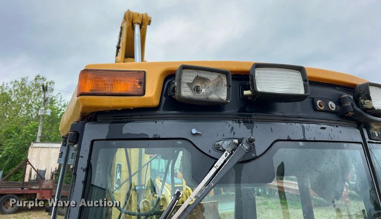 image for item LI9735 1996 John Deere 710D  backhoe