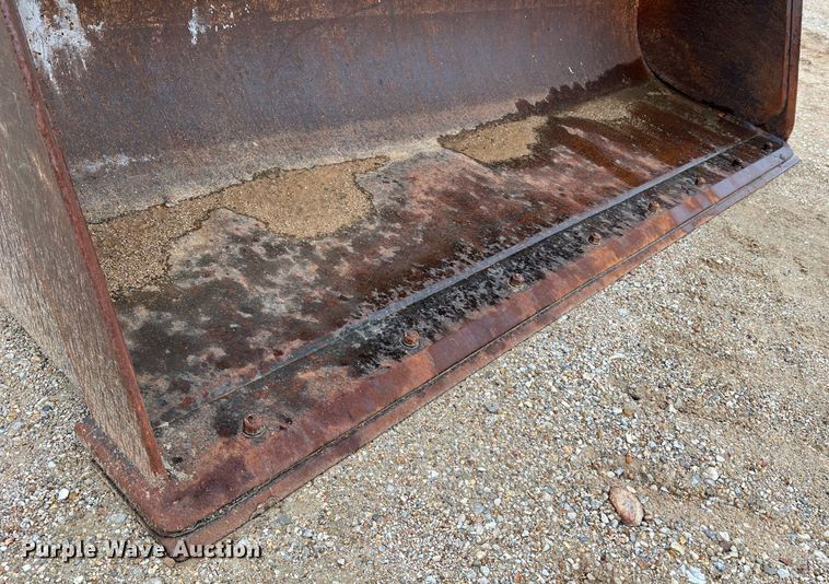 image for item LI9735 1996 John Deere 710D  backhoe