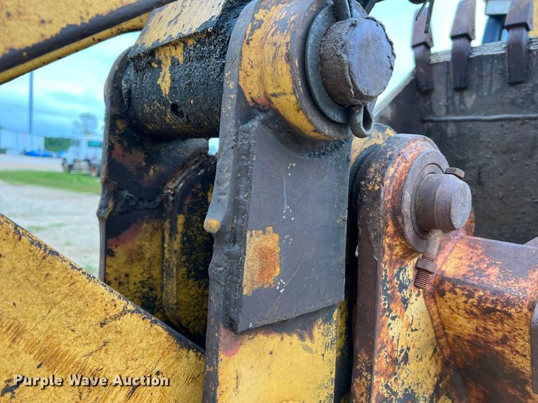 image for item LI9735 1996 John Deere 710D  backhoe